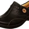 Clarks Unstructured Women's Un.Loop Slip-On Shoe